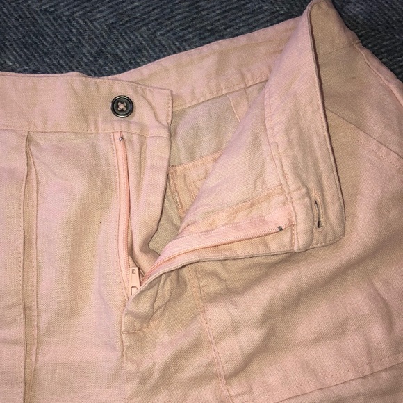 Linen Short Shorts - Picture 4 of 6